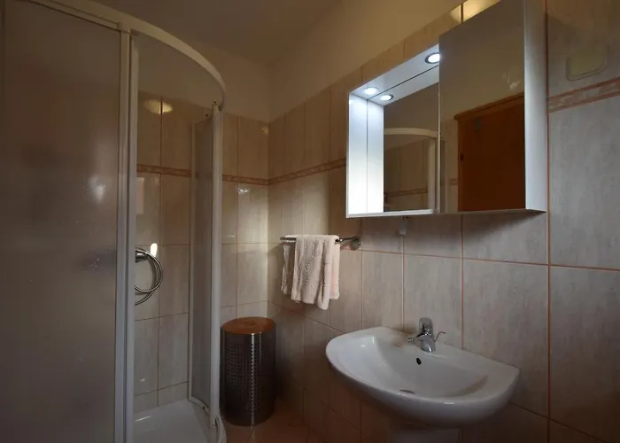 Helena Appartement *